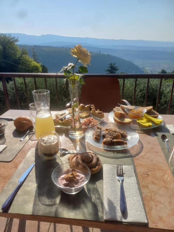 La Terrazza In Collina Bed & Breakfast Cavalo ภายนอก รูปภาพ