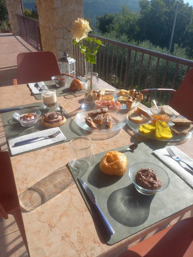 La Terrazza In Collina Bed & Breakfast Cavalo ภายนอก รูปภาพ
