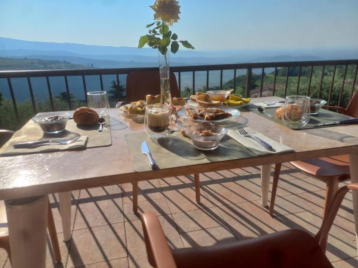 La Terrazza In Collina Bed & Breakfast Cavalo ภายนอก รูปภาพ