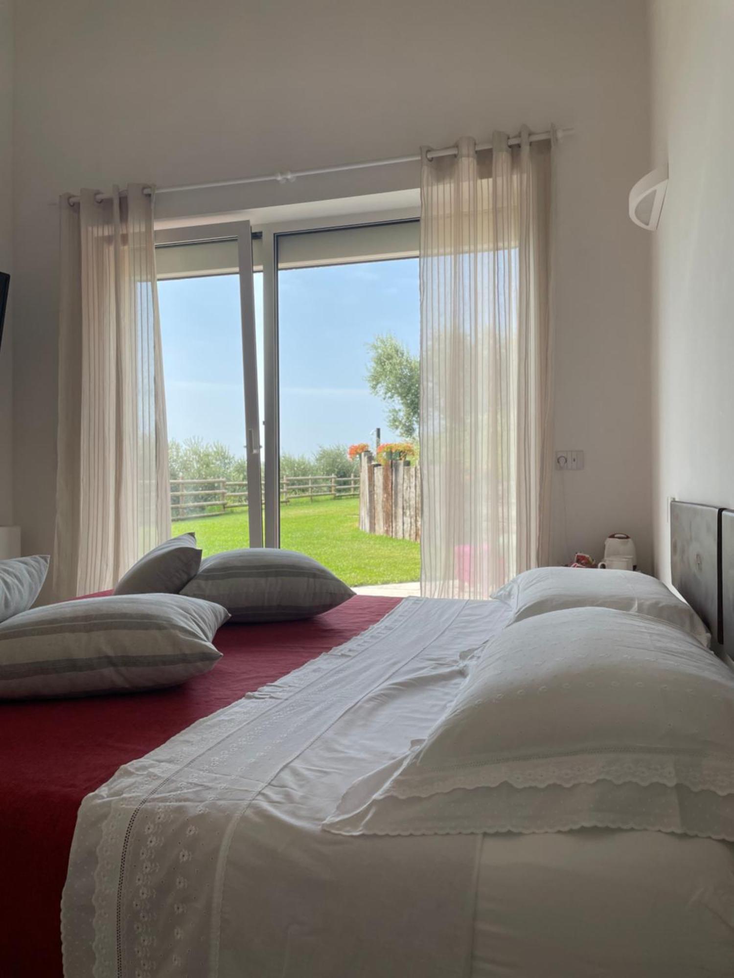 La Terrazza In Collina Bed & Breakfast Cavalo ภายนอก รูปภาพ
